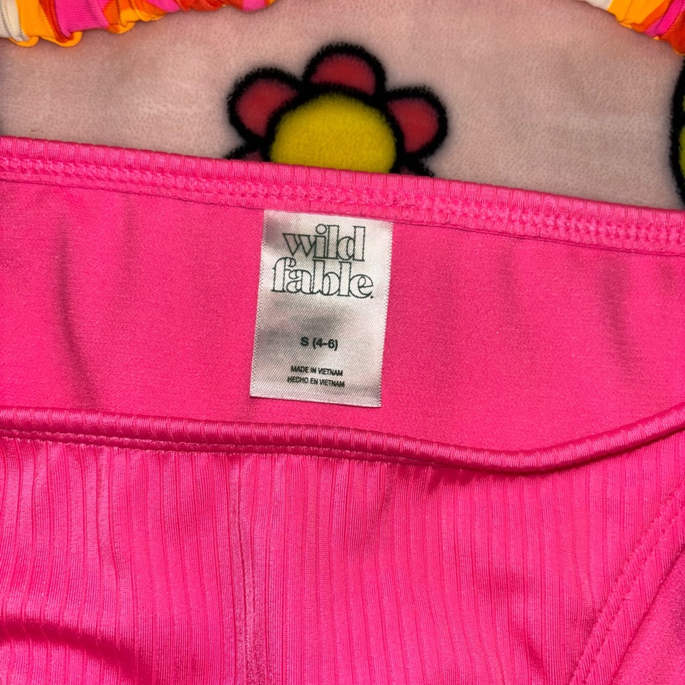 Bathing suit - Picture 2 of 3